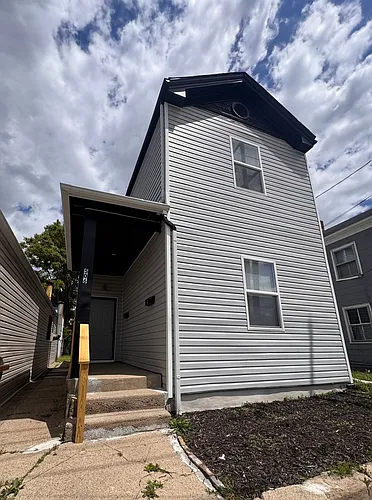506 Vine St Photo 1