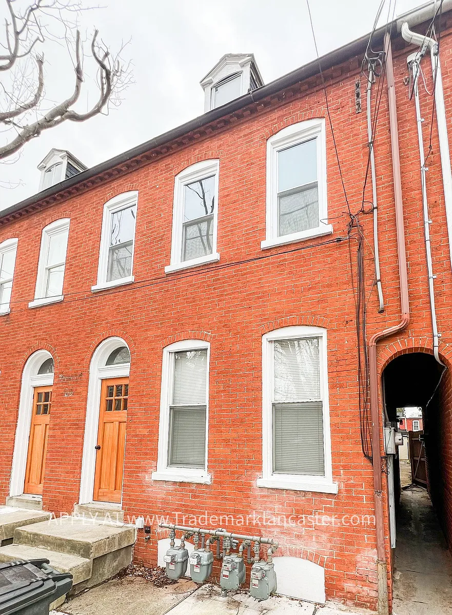 Building Photo - 432 W Lemon St #3