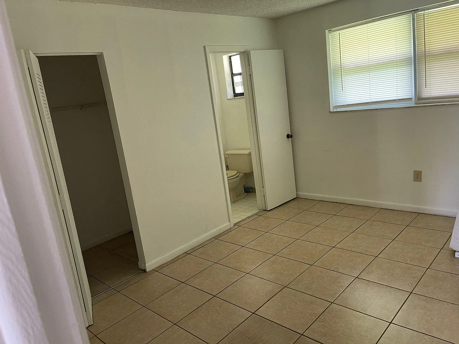 2 bed, 1.5 bath, 780 sqft, $2,200 — Photo 3