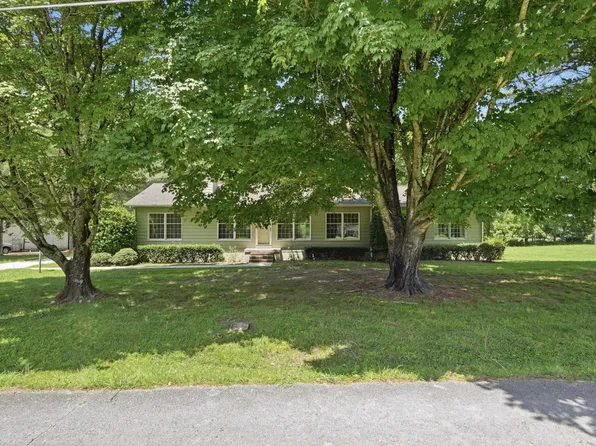 30 W Paradise Dr, Winchester, TN 37398