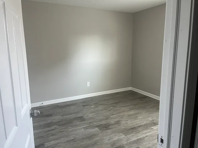 7117 SW Greenview Dr — Photo 5