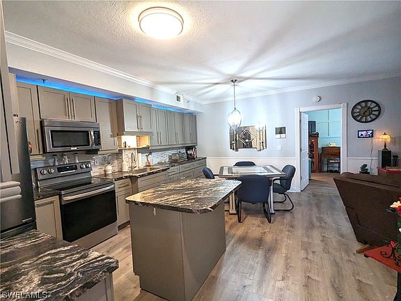 2nd image of 6321 Aragon Way APT 102