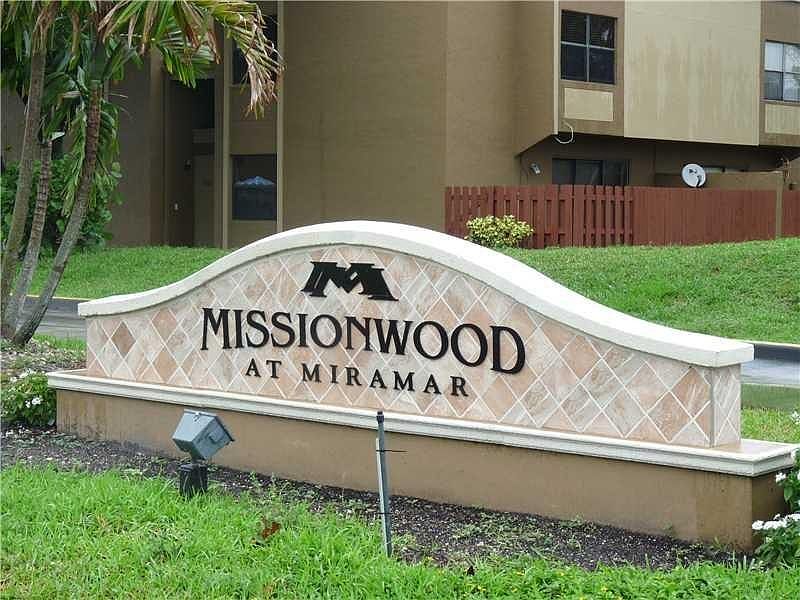 1st image of 8432 W Missionwood Dr