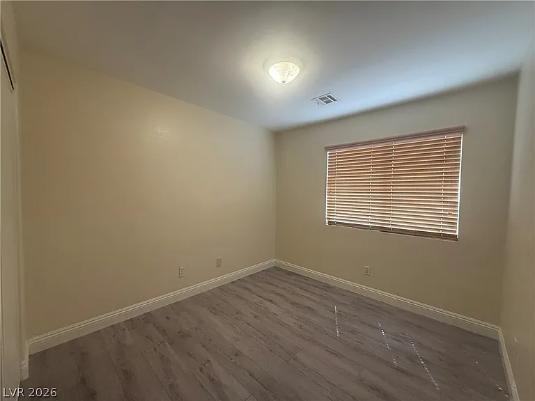7562 Reindeer Ct — Photo 13