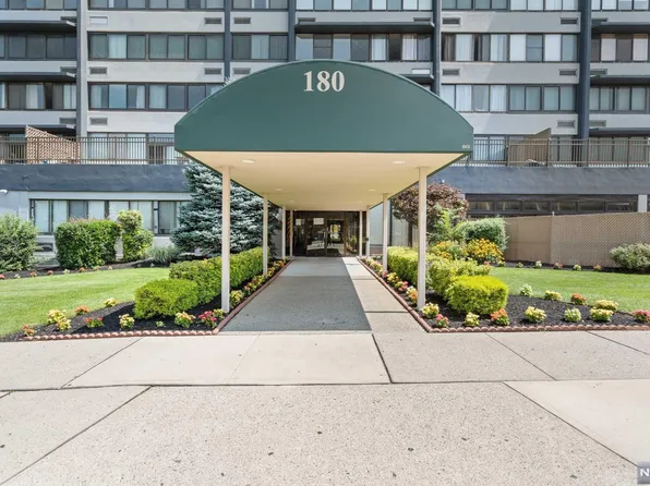 170-202 Lafayette Ave #8I, Passaic, NJ 07055