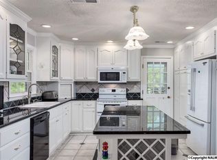 408 London Dr SE, Huntsville, AL 35801