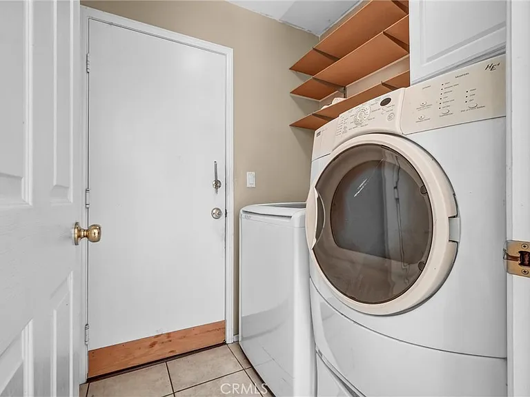 11625 Maynard Ave — Photo 12
