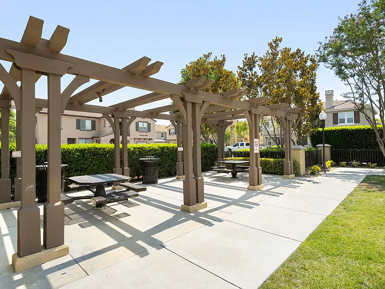 13190 Murano Ave — Photo 37