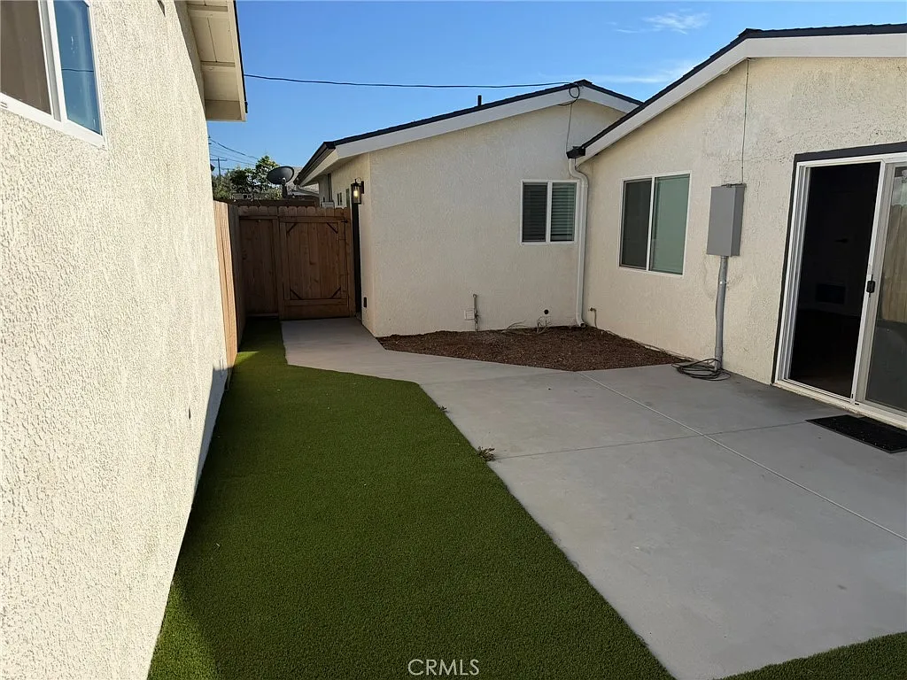 3 bed, 1200 sqft, $3,850 — Photo 4