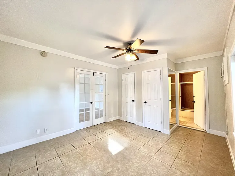 451 Skinner Blvd — Photo 10