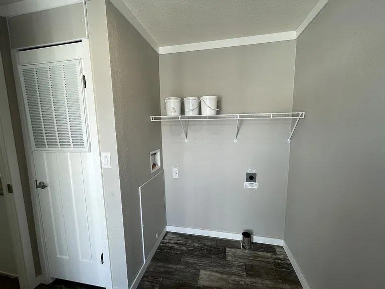 3405 Sinton Rd #105 — Photo 17