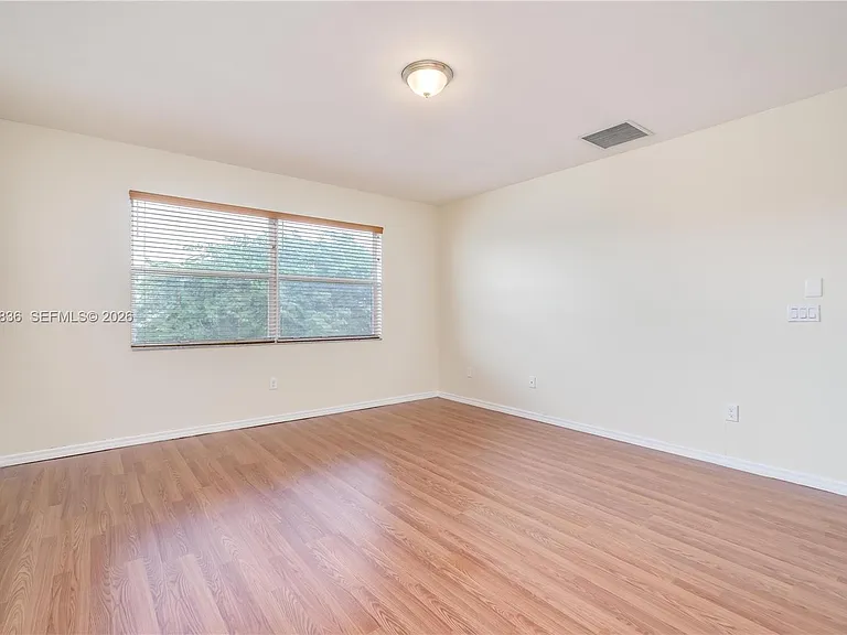 14935 SW 52nd St — Photo 35