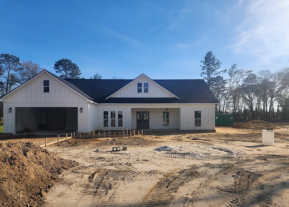 1st image of 107 Sawtooth Dr