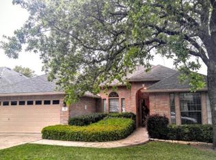 314 Heritage Hills Dr, Fredericksburg, TX 78624