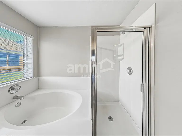 790 Goldenrod St — Photo 11