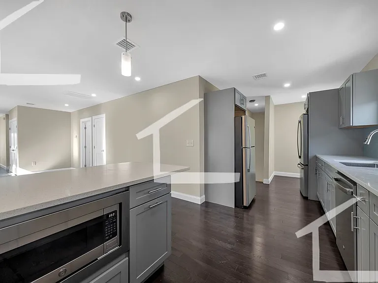43 Wright Ave #2A — Photo 20