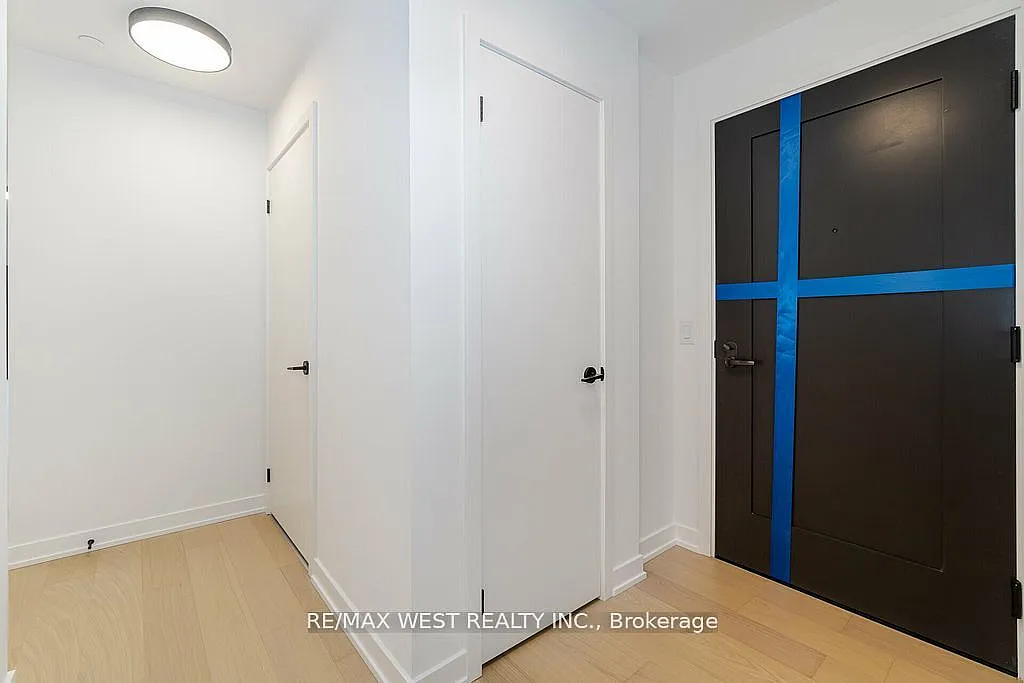 3 bed, $3,349 — Photo 4