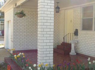 2410 Pine Summit Dr E, Jacksonville, FL 32211