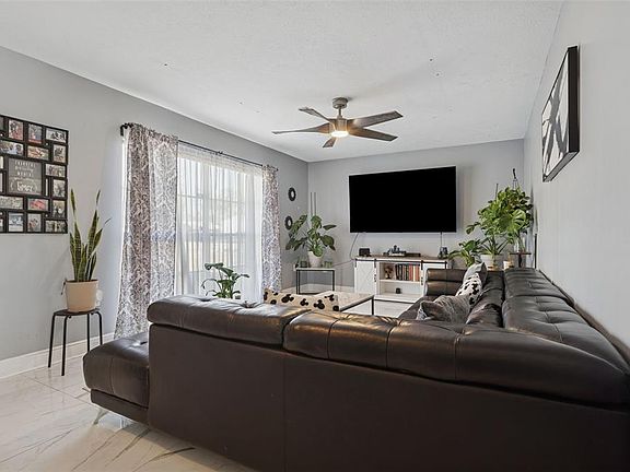 5th image of 1614 BERKSHIRE DRIVE