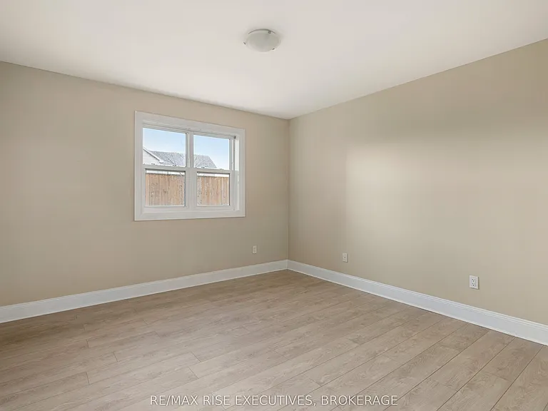 539 Armstrong Rd #516 — Photo 23