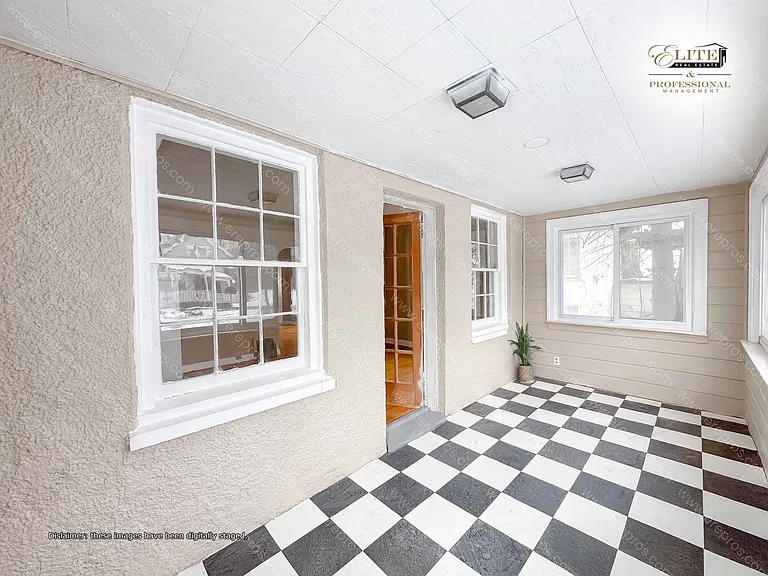 955 Perry St — Photo 25