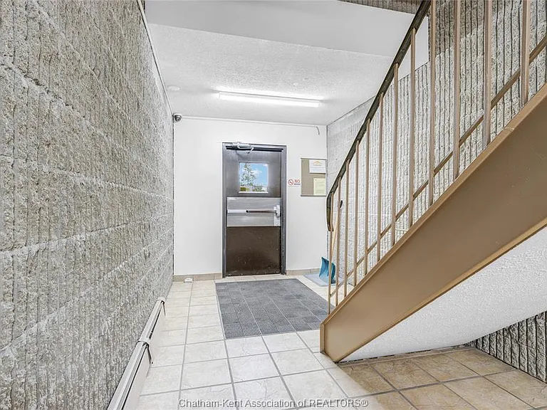 225 Campus Pkwy #117 — Photo 22