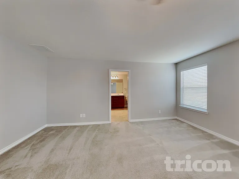 1519 Overlook Bank — Photo 8