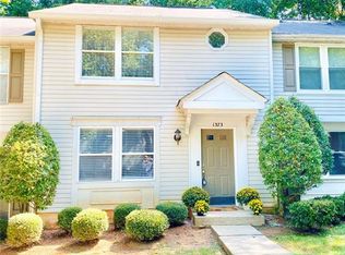 1373 Maple Shade Ln, Charlotte, NC 28270