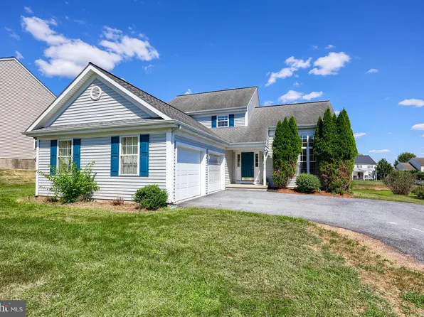 81 Tower Dr, Elizabethtown, PA 17022