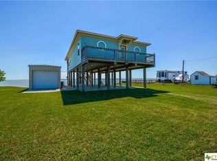 738 Porpoise Dr, Palacios, TX 77465
