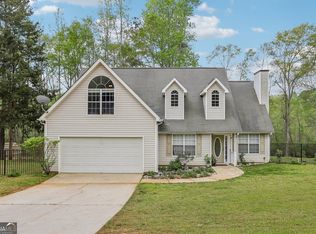 2014 Big Cypress Ln, Locust Grove, GA 30248