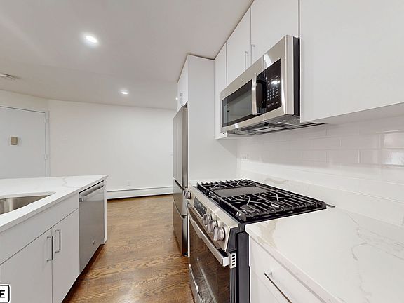 4th image of 957 2nd Ave APT 2