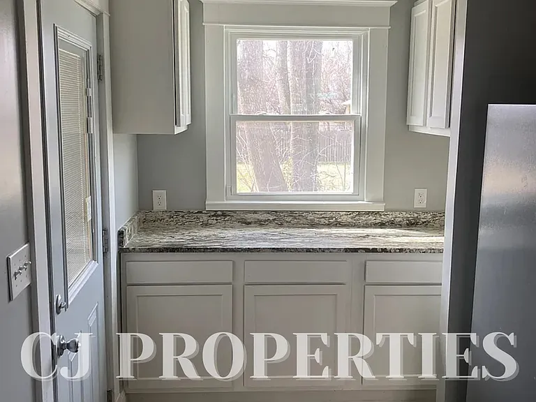 4841 Cane Run Rd — Photo 15