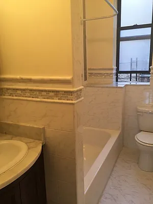 Rented by Bohemia Realty Group | media 17