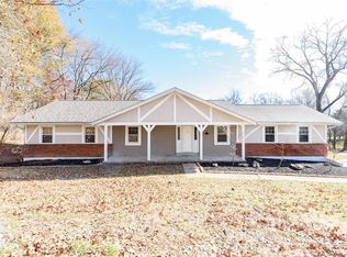 95 Kings Dr, Florissant, MO
