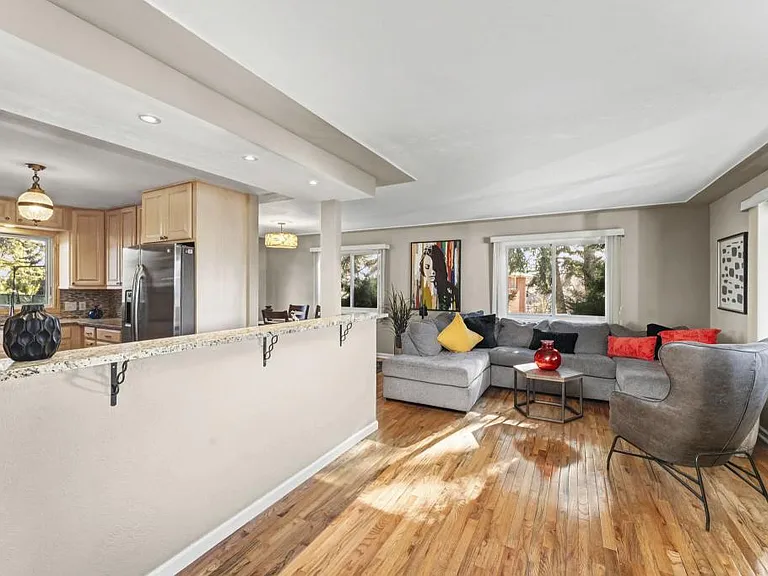 19 Dale Pl — Photo 9