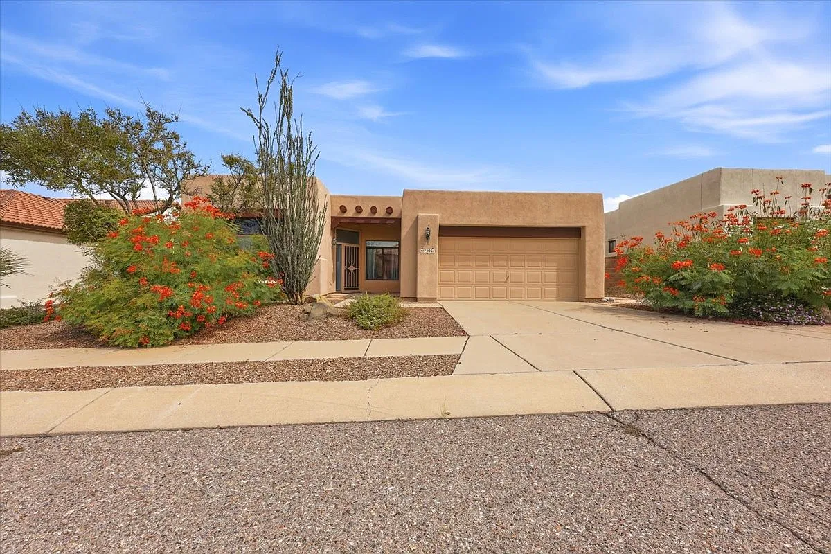 Silverado Hills Charmer! — Photo 2
