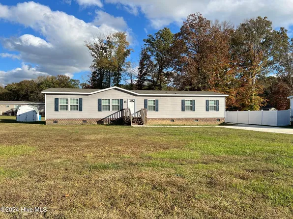 387 Hales Branch Drive, Roanoke Rapids, NC 27870