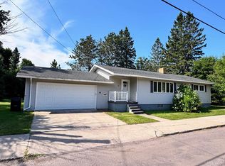 51 1st St, Laurium, MI 49913