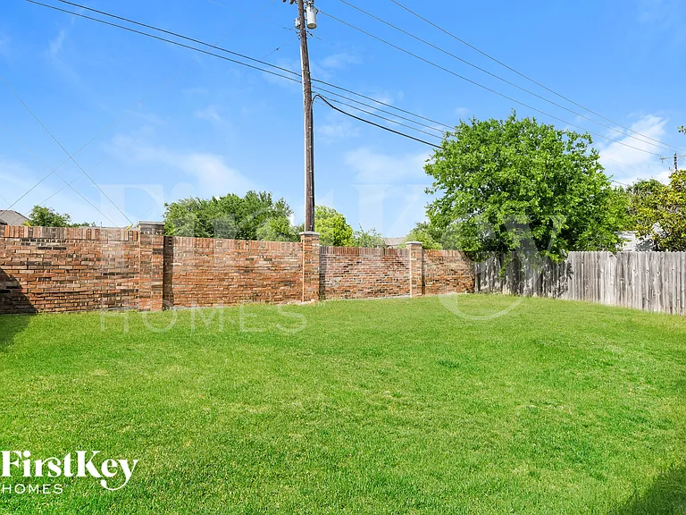 820 Big Sky Ln — Photo 15