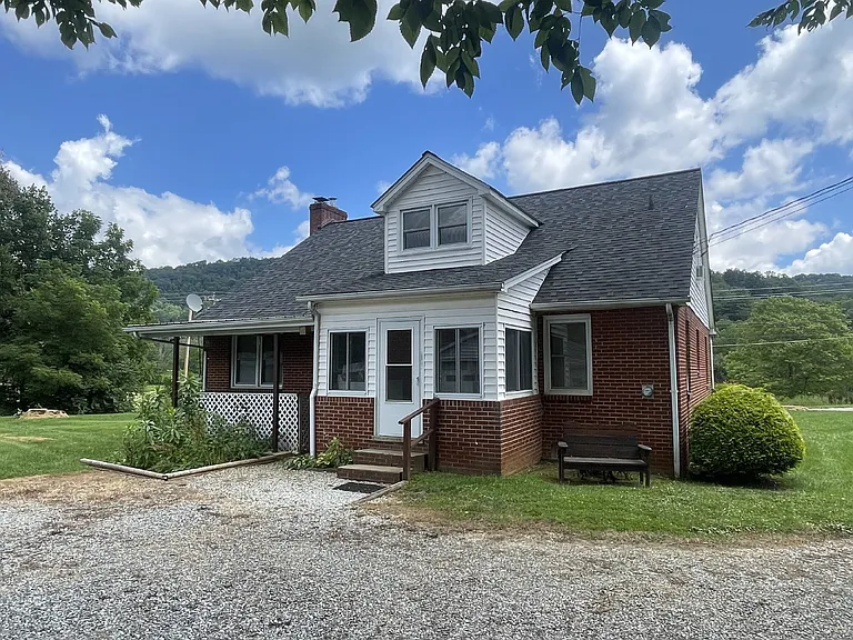 1269 Beaverdam Rd — Photo 19