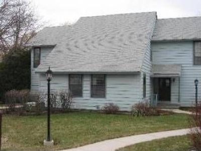 669 Beth Ct, Gurnee, IL, 60031