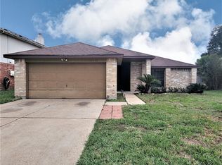 11410 Sunny Creek Dr, Houston, TX 77066