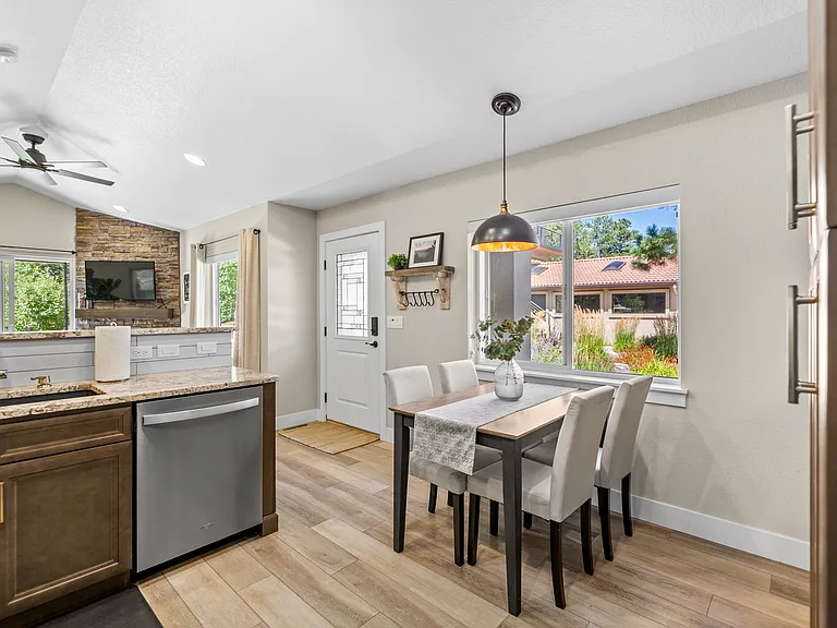 3175 Hamal Cir — Photo 47