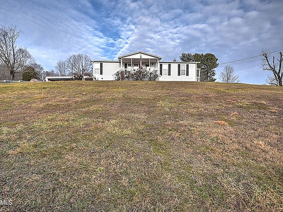 2nd image of 320 Dearstone Pvt Dr