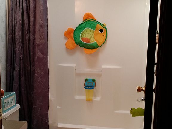 2nd bathroom