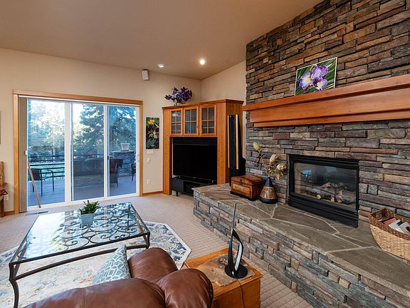 2590 NW Champion Circle_0096 copy>