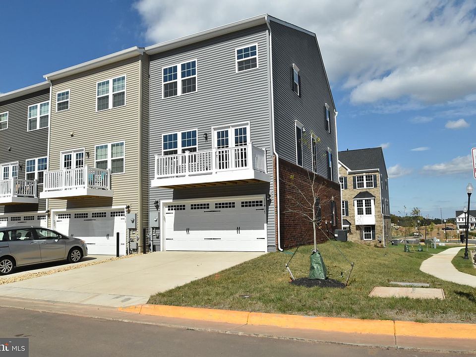 1st image of 11417 Willow Green Cir