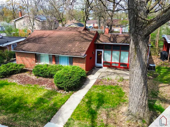 362 Oakwood St, Park Forest, IL 60466