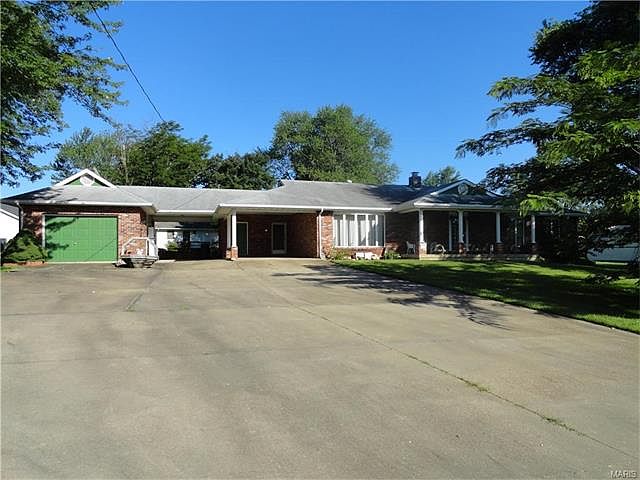 1st image of 1000 Bay Ct